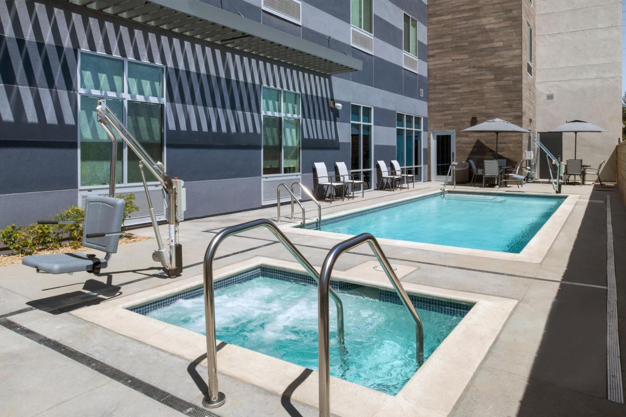 Fairfield By Marriott Inn & Suites Victorville Eksteriør bilde